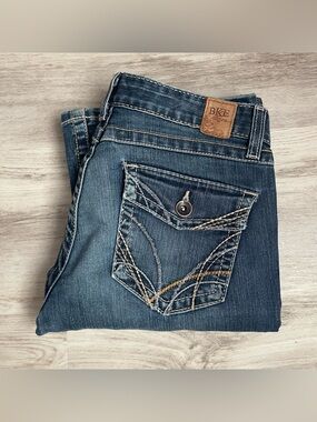 VINTAGE Y2K BKE BUCKLE LOWRISE FLARELEG JEANS WHISKERING FADING